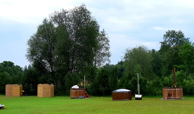 Kalna Raskumi, Viesu nams, Vecpiebalga, Alauksta ezers | Hot tub for rent on the shore of Alauksta lake, Vecpiebalga