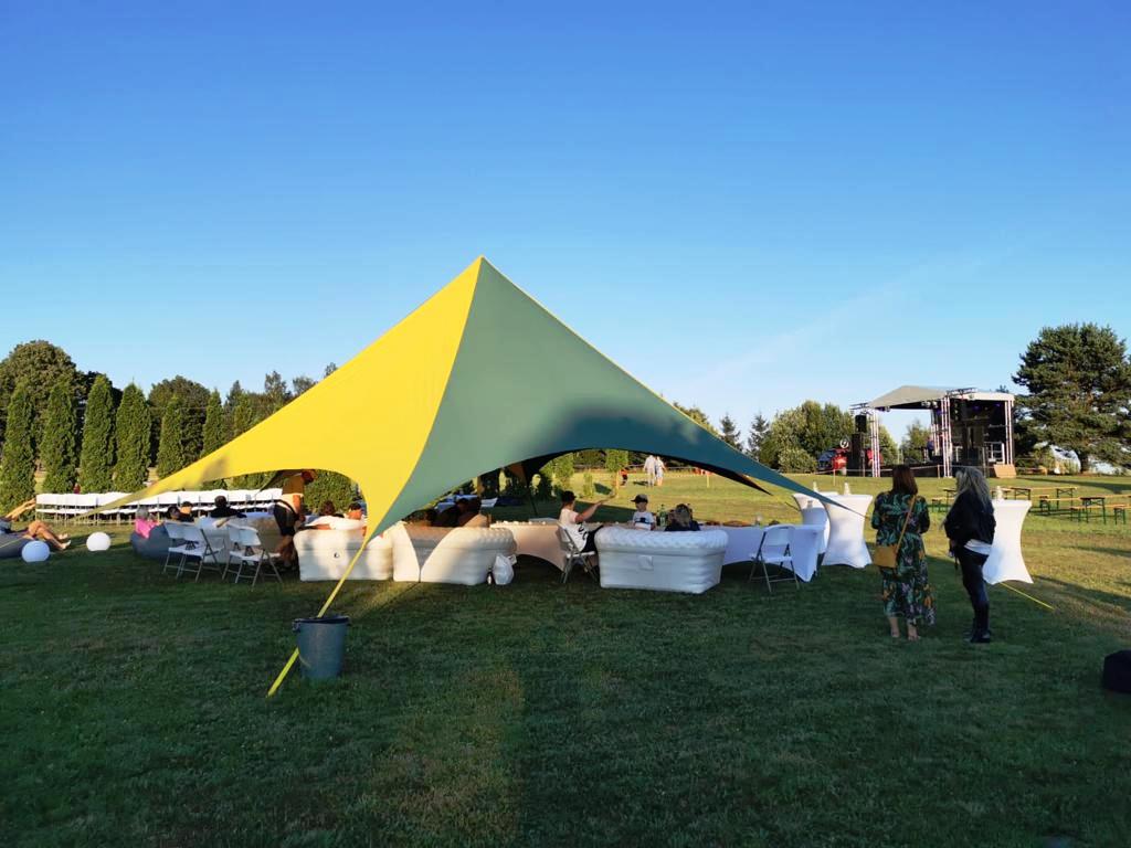 Kalna Raskumi, Viesu nams, Vecpiebalga, Alauksta ezers | Tent rental by the water, Alauksta lake in Vecpiebalga